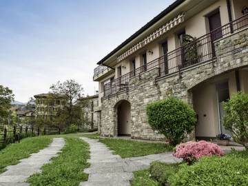 Ferienhaus für 4 Personen, mit Garten und Seeblick in Comune di Luino