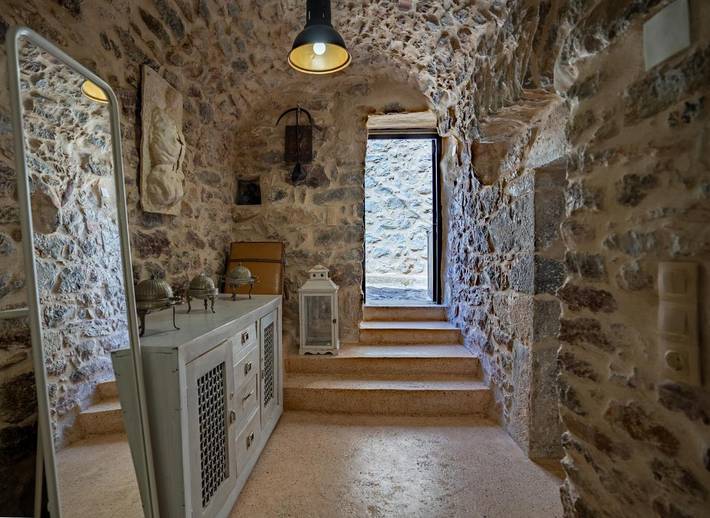 Villa per 16 persone, con panorama e giardino in Mani