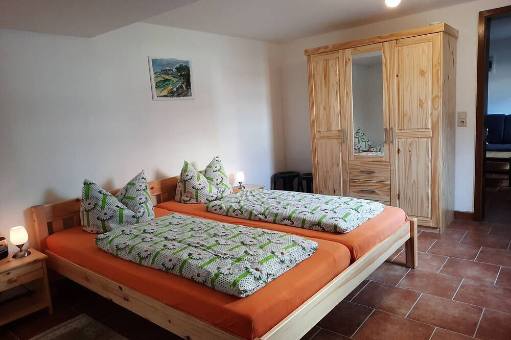 Ferienhaus mit Garten-und Poolbenutzung in Rathmannsdorf, Elbsandsteingebirge