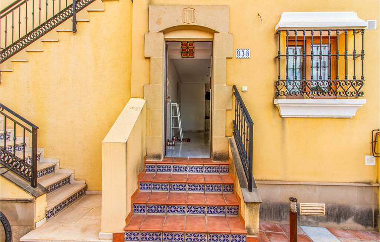 Apartamento vacacional entero, Acogedor apartamento con WiFi, aparcamiento, aire acondicionado, piscina in Algorfa, Costa Blanca