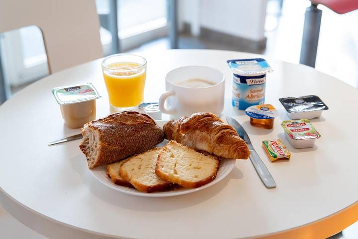 Hôtel pour 2 personnes, avec terrasse à Seclin - 2