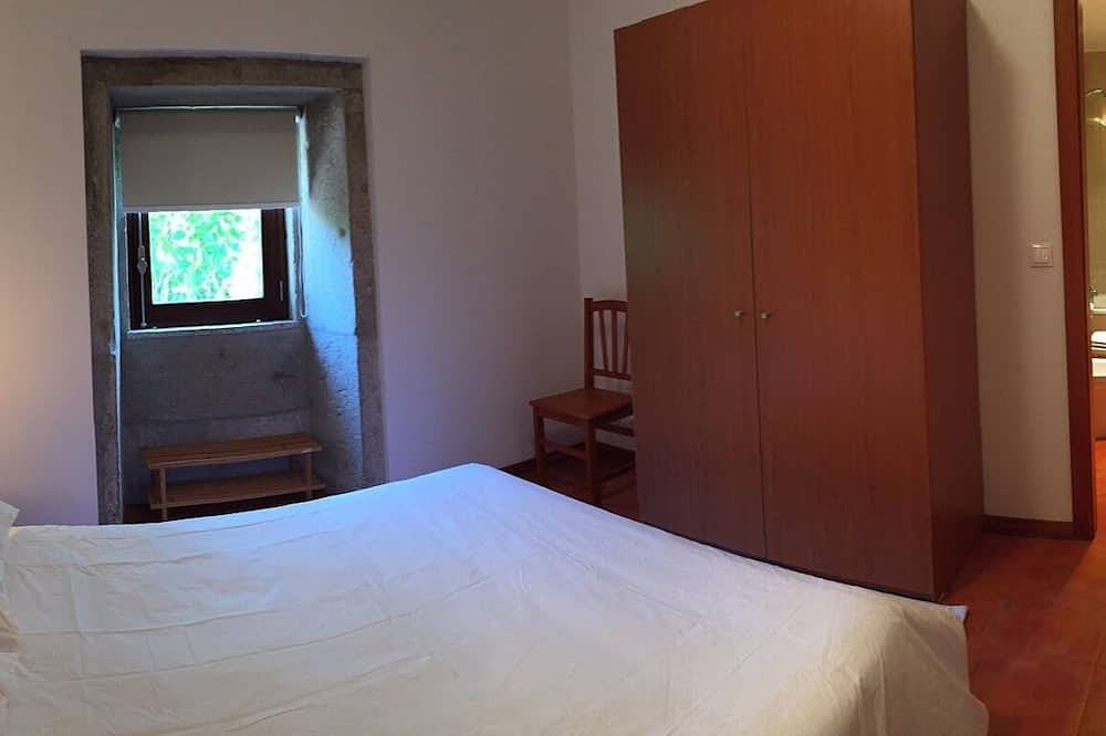 Nice Villa in the countryside and beach for big families, sleeps 12 in Afife, Distrito de Viana do Castelo