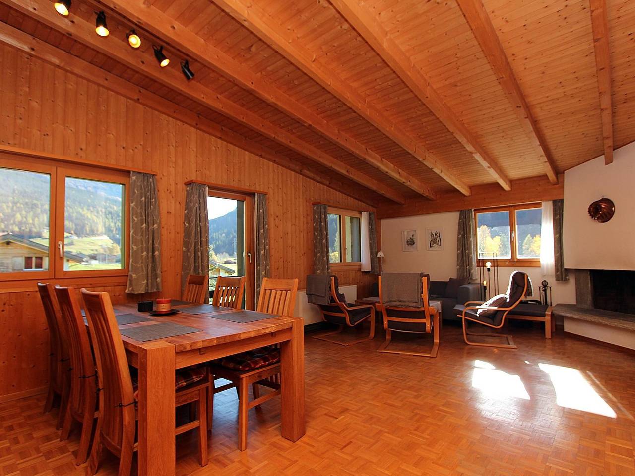 Ganze Ferienwohnung, Alexandra - 4.5 Zimmerwohnung - 6 Betten in Tinzen, Surses