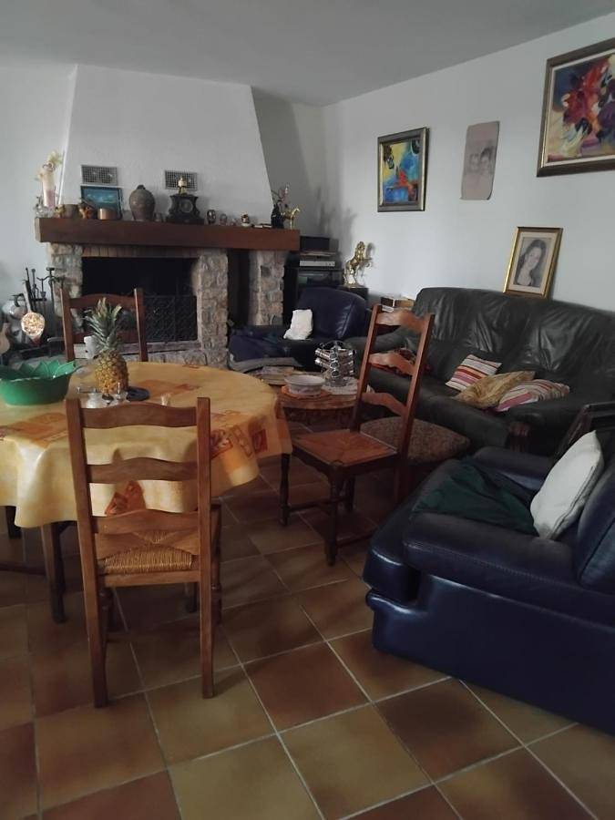 Appartement de vacances entier, Chez Danielle in Saint-Georges-de-Baroille, Région de Roanne