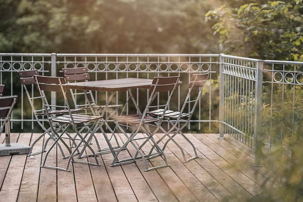 Very large vacation home in alpine style with sauna and hot tub for good relaxation in Kronenburg, Dahlem