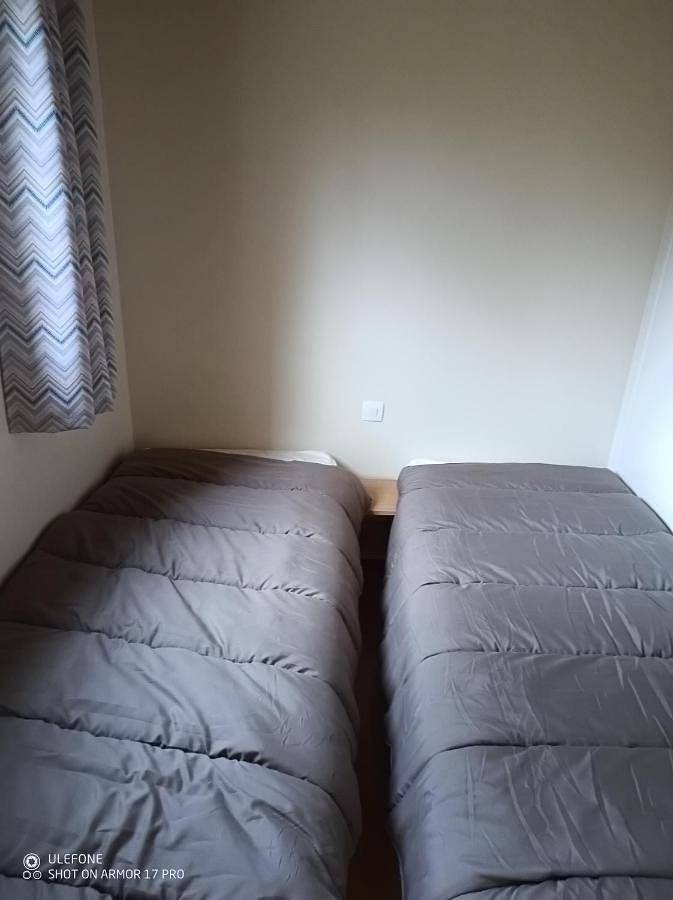 Location de vacances pour 4 personnes, avec vue ainsi que terrasse et vue sur le lac à Puivert - 2