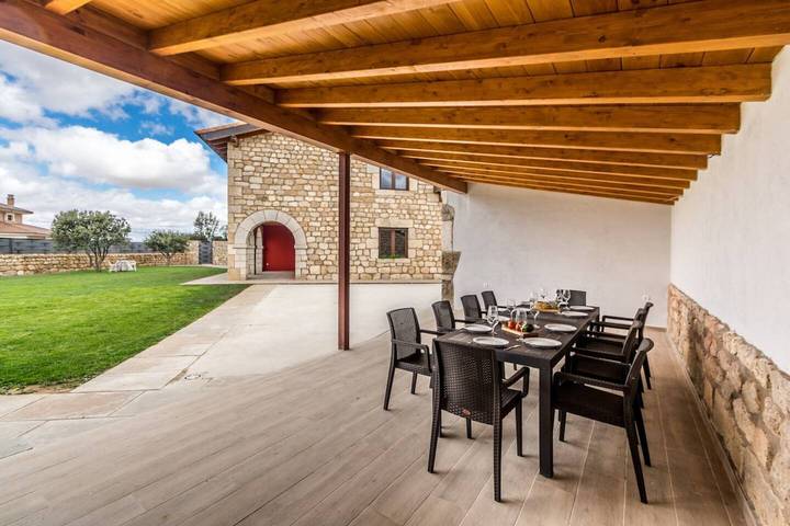Casa rural para 8 personas, con Jardín en Valle de Santibáñez - 2