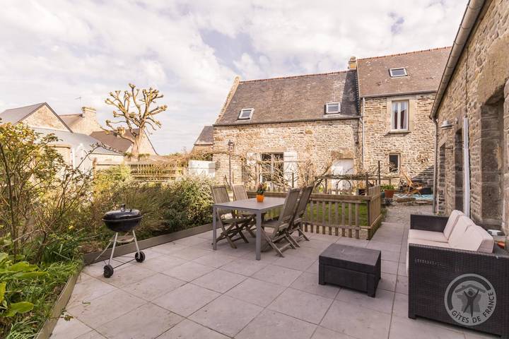 Gîte pour 4 personnes, avec terrasse à Saint-Jean-de-la-Rivière - 4