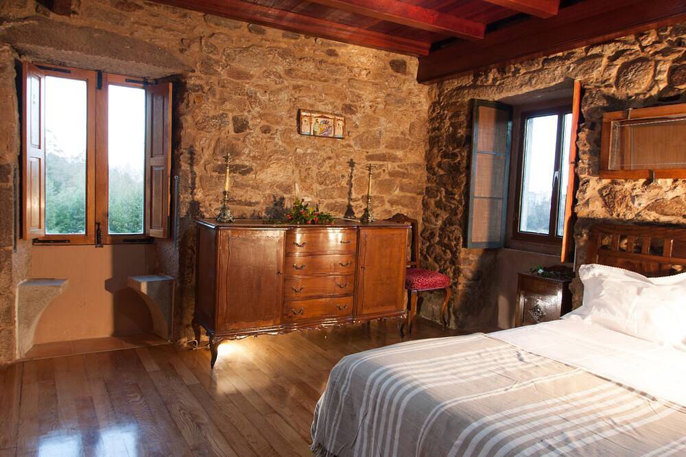 Ländliches Haus in Santiago de Compostela restauriert mit privatem Parkplatz in Santiago de Compostela, La Coruña Provinz