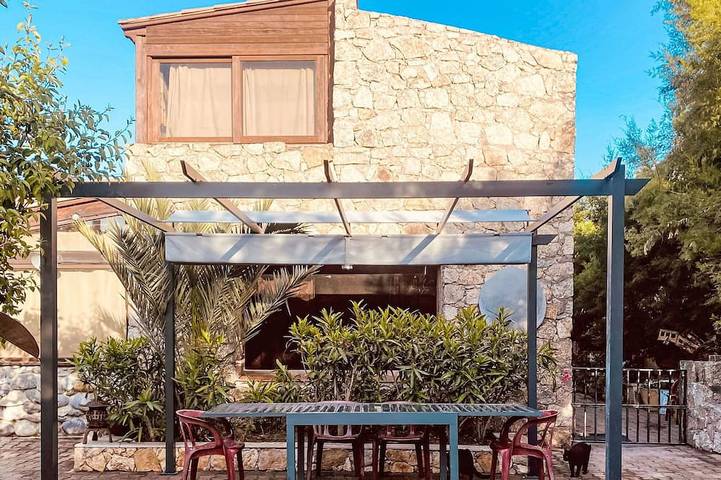 Maison de vacances pour 8 personnes, avec piscine et balcon