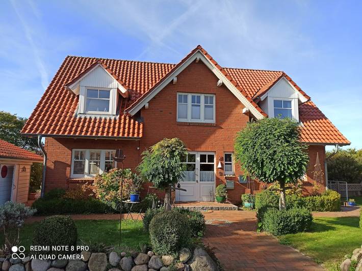 Ferienwohnung für 3 Personen, mit Terrasse und Garten