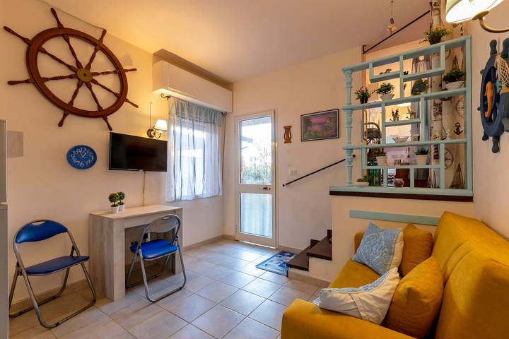 Gîte pour 4 personnes, avec jardin à Stintino - 3
