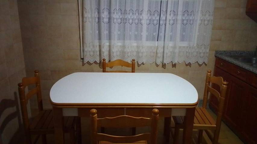 Maison d’hôte pour 2 personnes, avec jardin et vue, adapté aux familles à Palas de Rei - 3