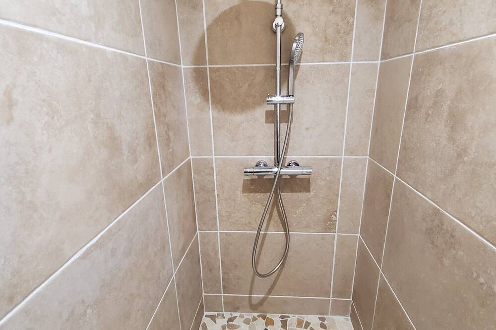 Appartement entier, Le Cosy Charmant Appartement Rénover in Gémozac, Région de Saintes