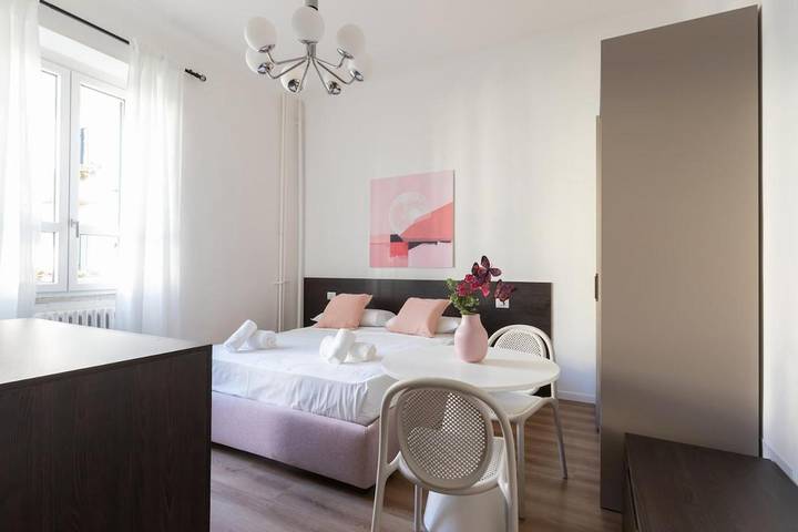 Casa vacanza per 2 persone, con giardino a Milano