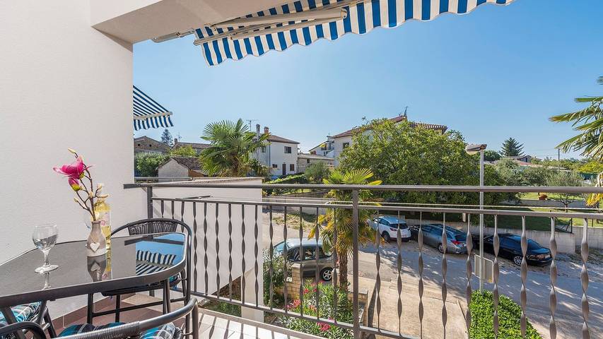 Ferienwohnung für 3 Personen, mit Balkon, mit Haustier in Funtana - 2