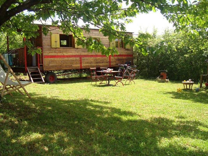 Gîte pour 4 personnes, avec jardin