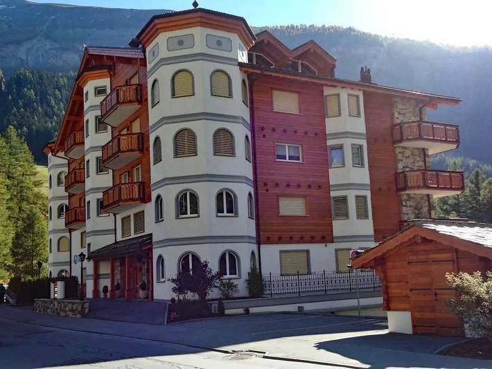 Gîte pour 4 personnes, avec balcon dans Thermes Du Grand Hotel Regina