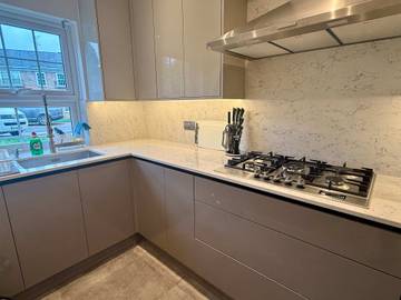 Holiday Rental for 6 People in Farnham Royal, Buckinghamshire, Photo 2