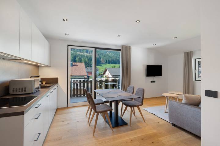 Appartamento per 4 persone, con Balcone e Giardino sul Lago di Braies