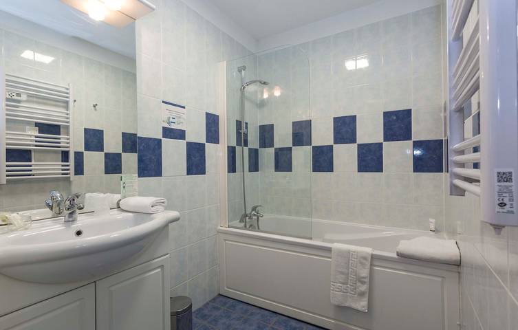 Gîte pour 3 personnes, avec piscine ainsi que sauna et balcon à Bergheim - 4