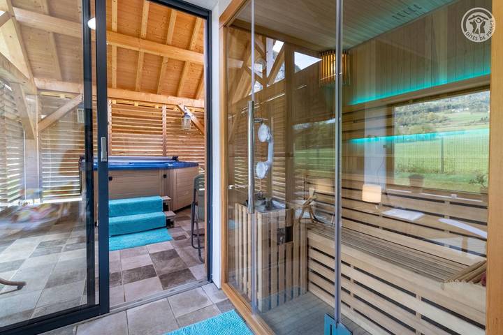 Chalet pour 2 personnes, avec sauna ainsi que terrasse et jacuzzi dans Parc naturel régional de la Chartreuse - 4