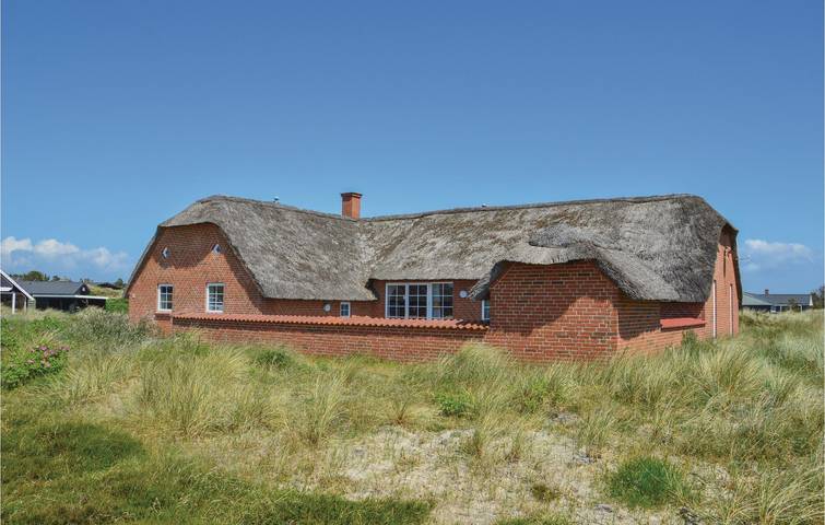 Ferienhaus für 16 Personen, mit Terrasse und Pool sowie Sauna, mit Haustier - 1