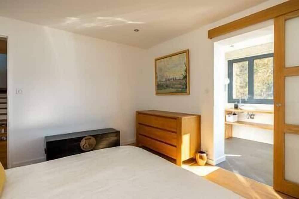 Talloires Lakehouse Upper Villa in Talloires-Montmin, Annecy und Umgebung