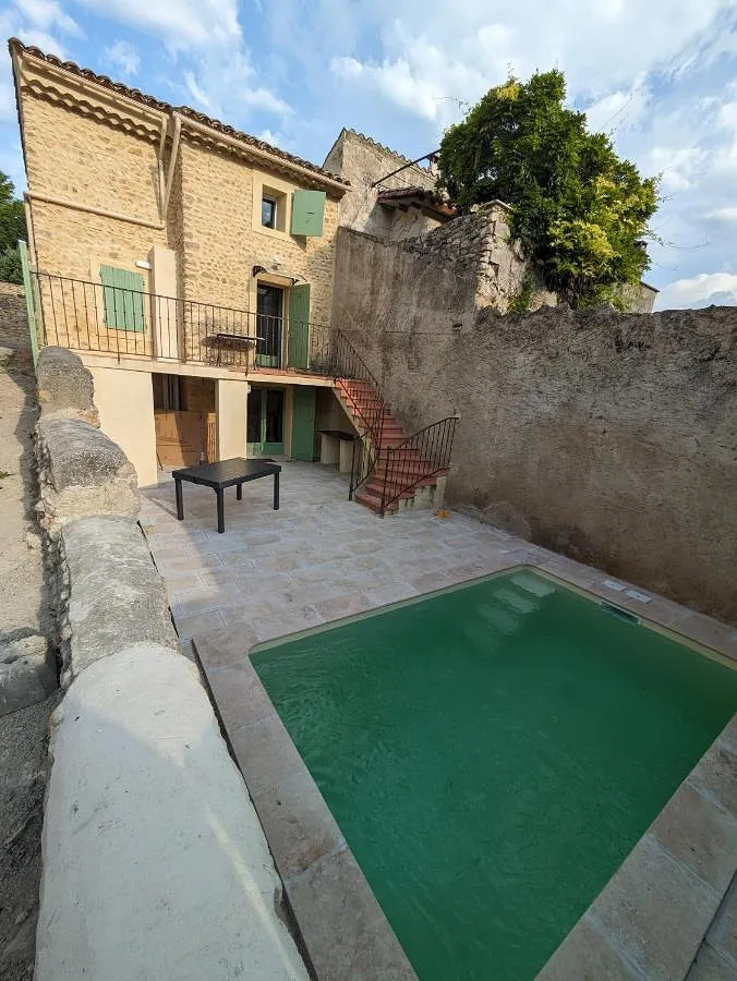 Casa de vacaciones para 6 personas, con jardín y piscina - 1
