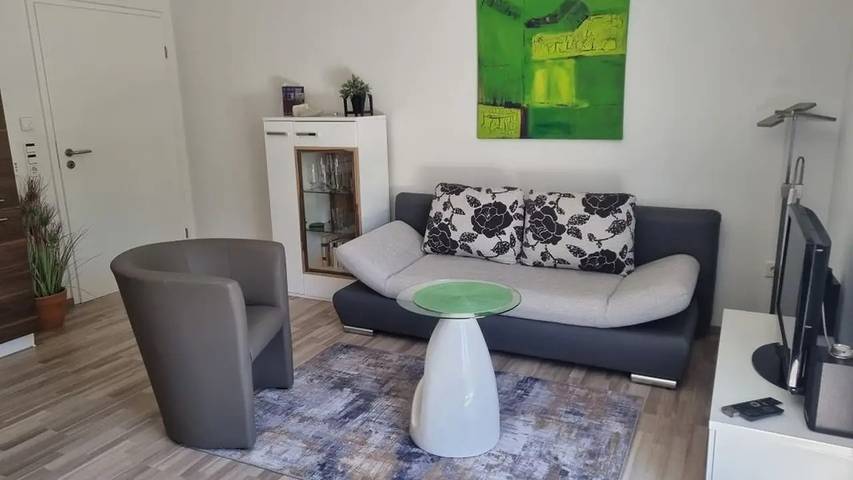 Ferienwohnung für 4 Personen, mit Garten in Rhodt unter Rietburg