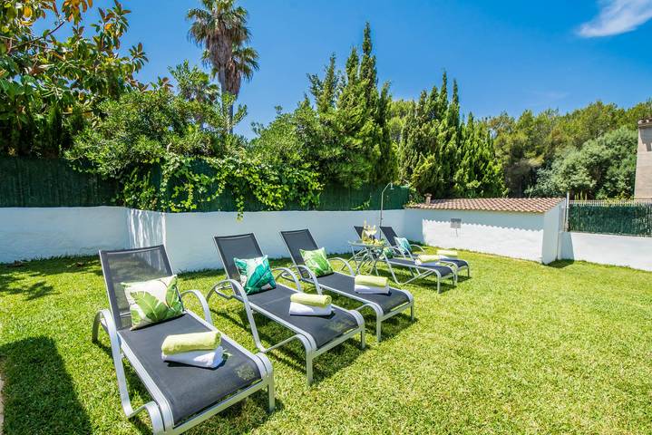 Finca für 5 Personen, mit Terrasse und Garten in Son Bauló