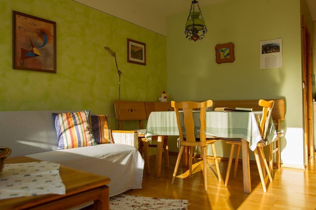 Naturlaub.pur - Jonny Mauser - Ferienwohnung mit großzügigem Balkon in Waldmünchen, Ostbayern