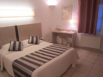 Hôtel pour 2 personnes dans Office De Tourisme D Uzes