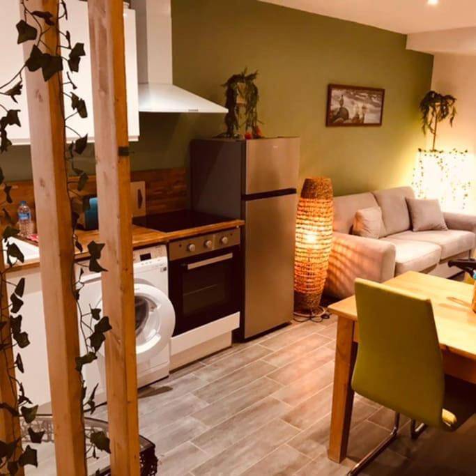Appartement entier, One-Bedroom Apartment in Tallard, Région de Gap