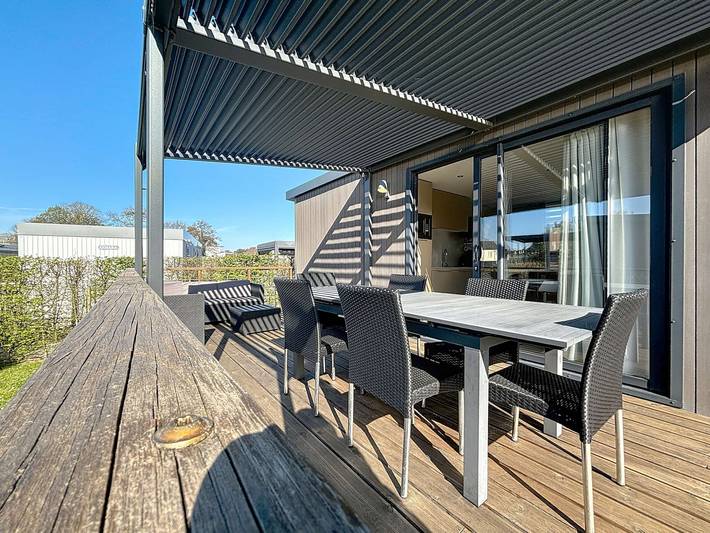 Camping pour 6 personnes, avec piscine et terrasse, animaux acceptés à Jullouville