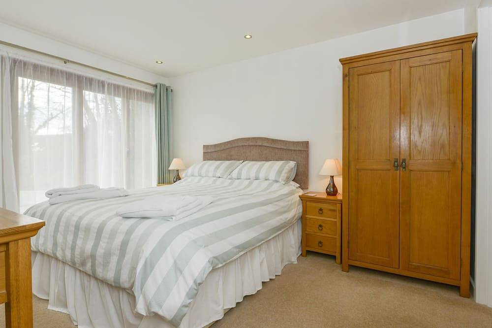 Hideaway Barn, family friendly, with a garden in Charlestown in Charlestown, Cornwall
