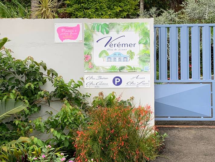 Gîte pour 2 personnes, avec terrasse et piscine à Petite-Île - 4