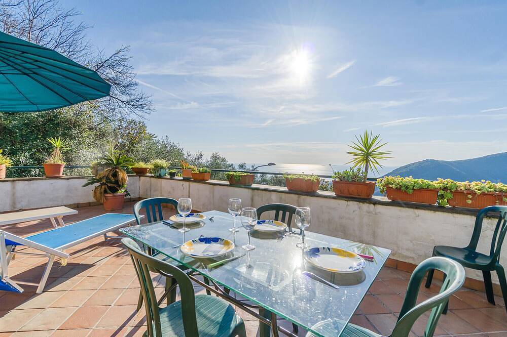 Pet friendly home in Leivi with Wifi in Leivi, Riviera di Levante