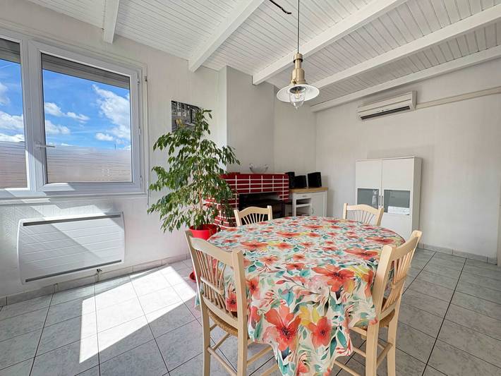 Appartement entier, Appartement de vacances pour 4 personnes avec jardin in Le Poujol-sur-Orb, Région de Béziers
