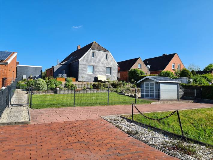 Ferienhaus für 6 Personen, mit Terrasse und Ausblick sowie Garten, mit Haustier