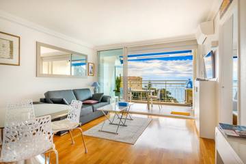 Gîte pour 2 personnes, avec jardin dans Plage Mala Cap D Ail