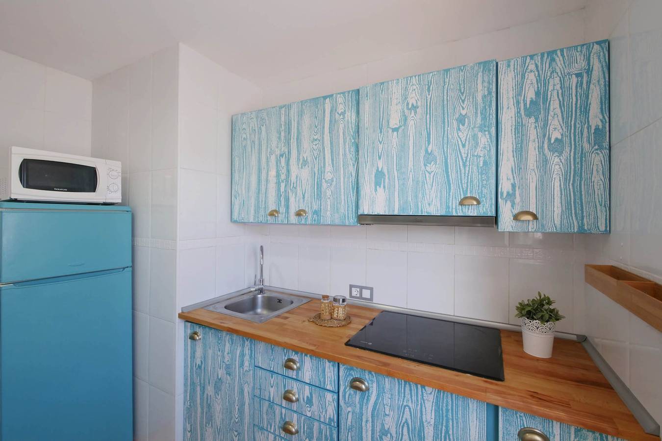 Ganze Wohnung, Ferienwohnung Posidonia in Meeresnähe mit Wlan & Balkon in Platja de Cala Marçal, Felanitx