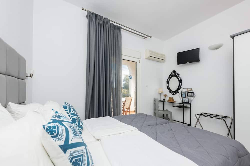 Entire apartment, Sea side Studio - 3 min. from the beach! in Thassos