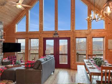 Log Cabin for 10 Guests in Blue Ridge Mountains, North Carolina, Picture 3