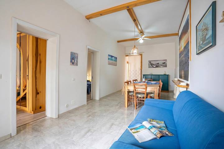 Appartamento intero, Brezza Apartment with Terrace Near The Sea in Porto Cesareo, Golfo di Taranto