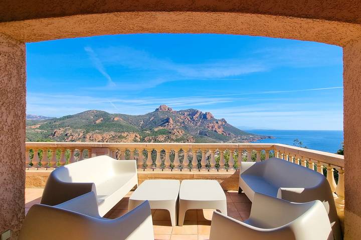 Villa pour 14 personnes, avec jardin et piscine dans Massif de l'Esterel - 4
