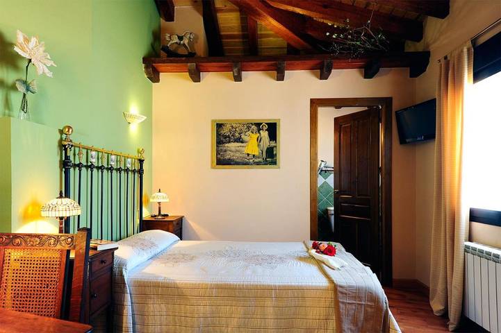 Casa rural para 8 personas, con vistas y jardín, Se admiten mascotas en Sotillo del Rincón - 2