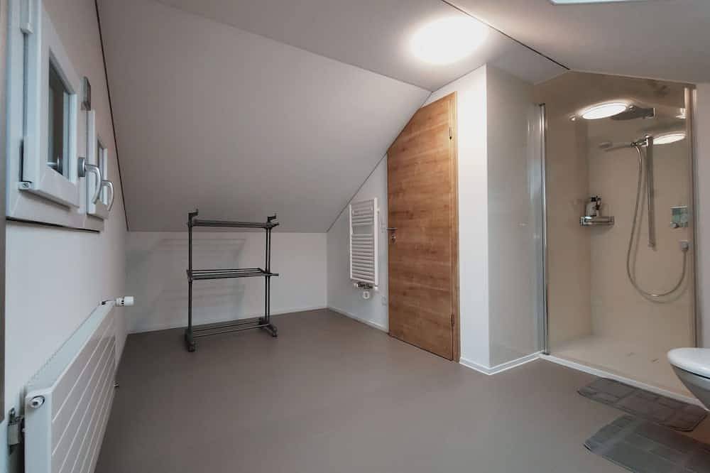 Ganze Wohnung, 3.5 Zi-Dachwohnung in Kerns, Obwalden