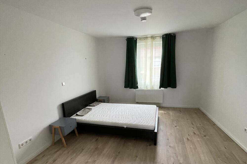 Große Wohnung mit eigenem Eingang im 2-Familien-Haus direkt am Naturschutzgebiet in Herzogenrath, Rheinland