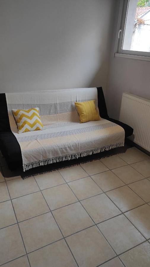 Gîte pour 4 personnes à Saint-Donat-sur-l'Herbasse - 3